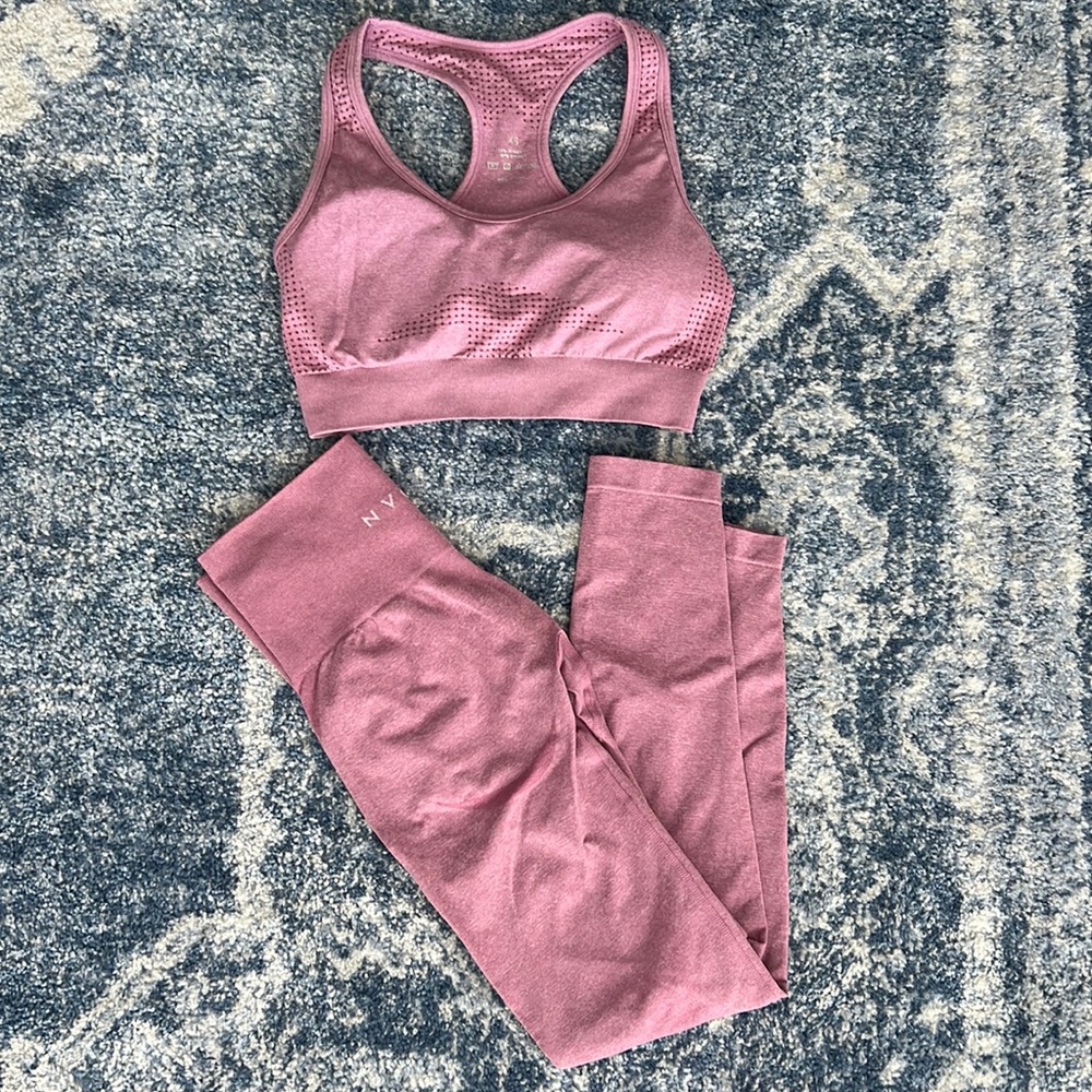 NVGTN workout set